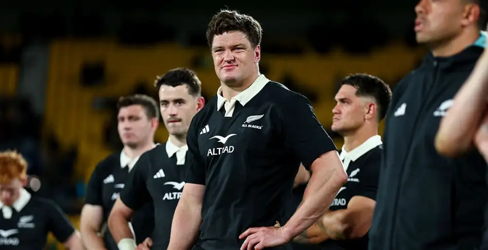 'Squeaky moments' casting doubt over Scott Barrett's Crusaders return